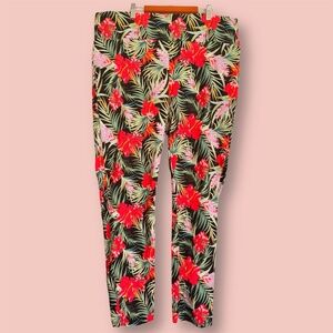 Women’s 2X Hybrid & Company Stretch Pull-On Pants Tropical Floral Pattern